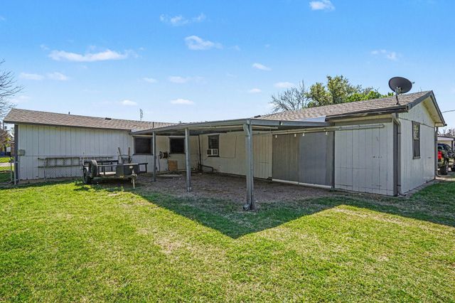 105 E Park Street, Little Elm, TX 75068