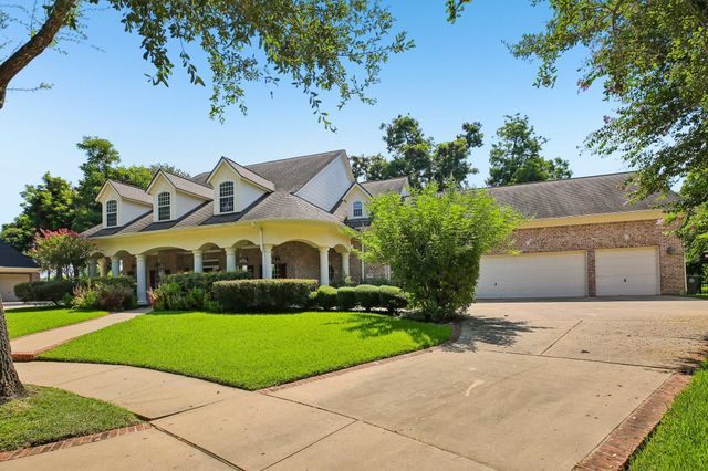 3 Wilmington Court, Sugar Land, TX 77479