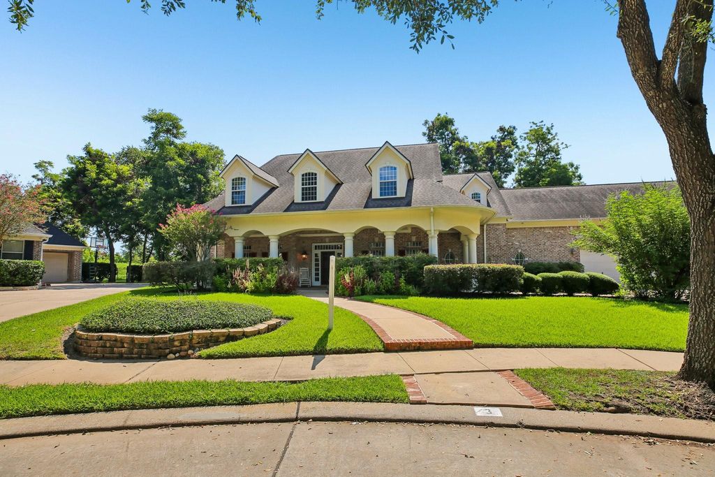 3 Wilmington Court, Sugar Land, TX 77479
