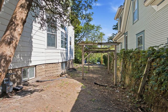 1032 Desoto Street, Saint Paul, MN 55130
