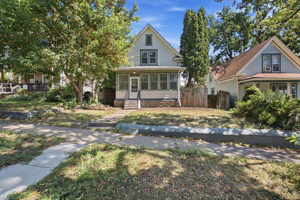 1032 Desoto Street, Saint Paul, MN 55130 — exterior
