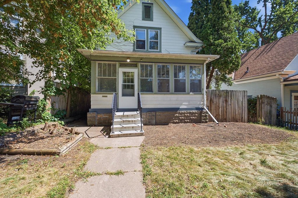 1032 Desoto Street, Saint Paul, MN 55130 — photo 2