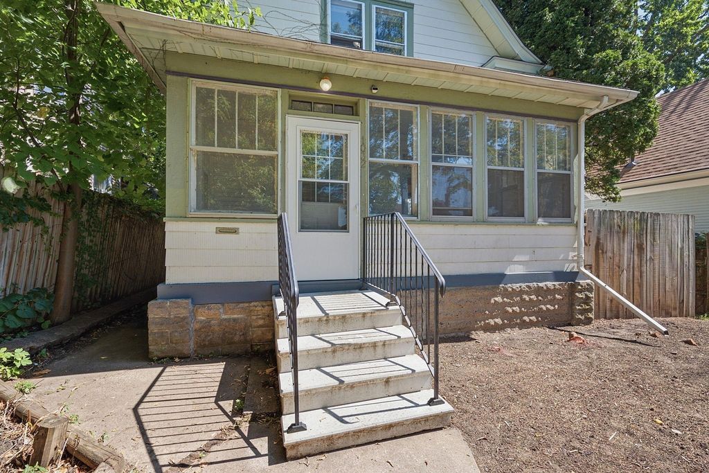 1032 Desoto Street, Saint Paul, MN 55130 — photo 3