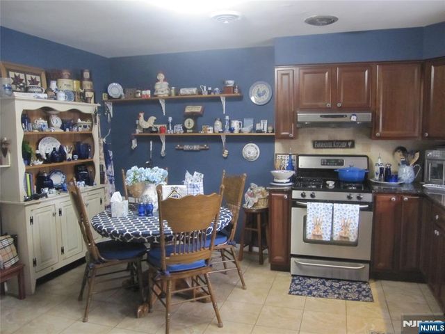 209 Tremont Avenue, Fort Lee, NJ 07024