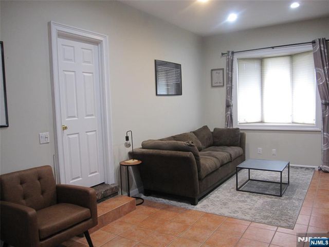 209 Tremont Avenue, Fort Lee, NJ 07024