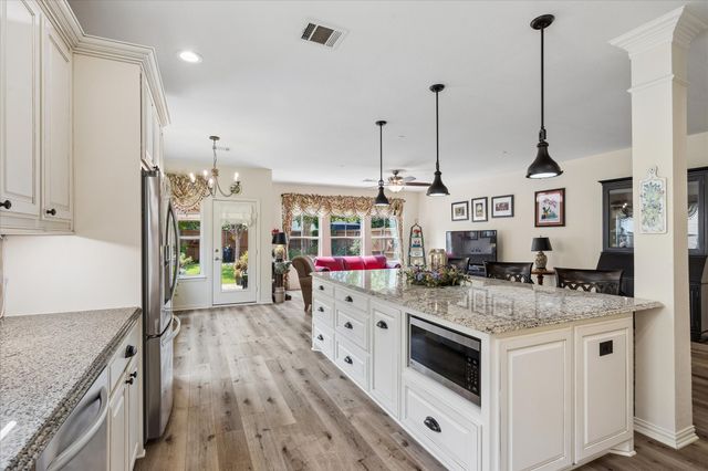 6241 Winter Park Drive, North Richland Hills, TX 76180