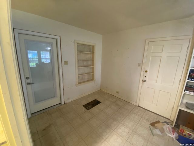 118 McNeel, San Antonio, TX 78228