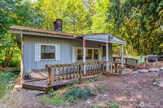 1671 NE Mission Creek Road, Belfair, WA 98528