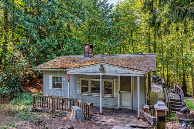 1671 NE Mission Creek Road, Belfair, WA 98528