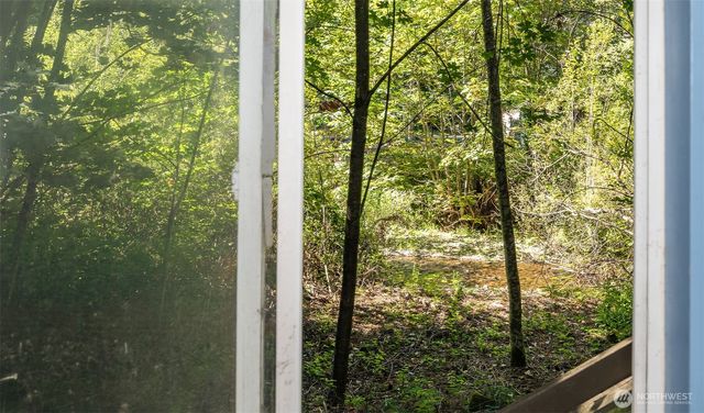 1671 NE Mission Creek Road, Belfair, WA 98528