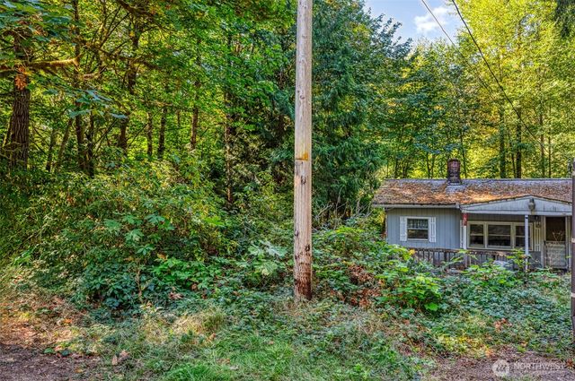 1671 NE Mission Creek Road, Belfair, WA 98528