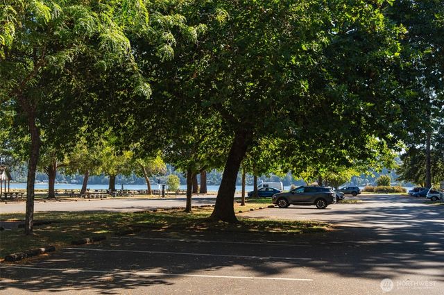 1671 NE Mission Creek Road, Belfair, WA 98528