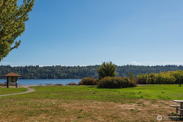 1671 NE Mission Creek Road, Belfair, WA 98528