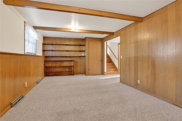 301 HARGIS Lane, Belton, MO 64012