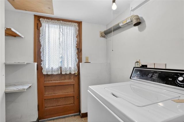 301 HARGIS Lane, Belton, MO 64012