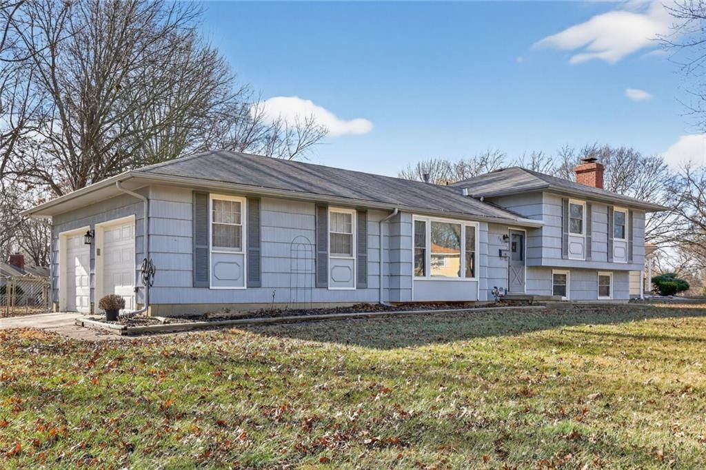 301 HARGIS Lane, Belton, MO 64012