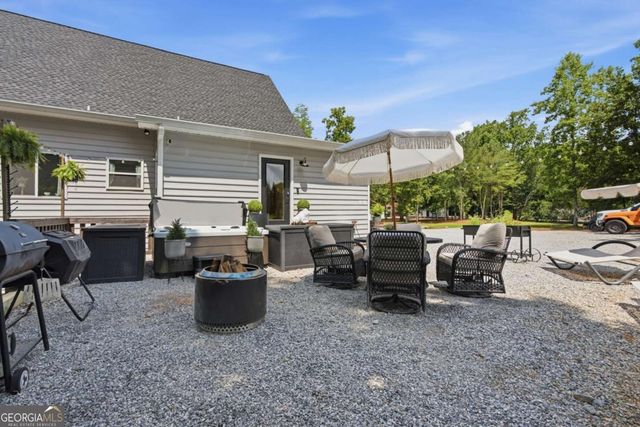 426 Thompson Creek Park Road, Dawsonville, GA 30534