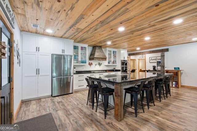 426 Thompson Creek Park Road, Dawsonville, GA 30534