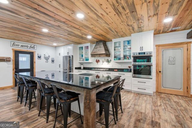 426 Thompson Creek Park Road, Dawsonville, GA 30534