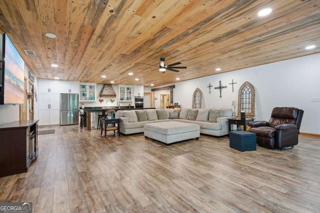 426 Thompson Creek Park Road, Dawsonville, GA 30534