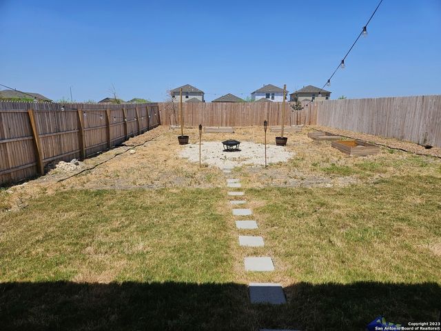 535 Wild Olive Way, San Antonio, TX 78219