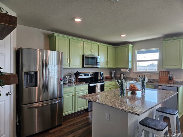 535 Wild Olive Way, San Antonio, TX 78219