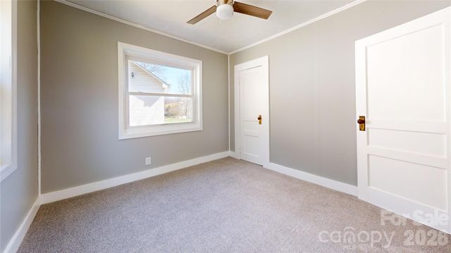 882 Poison Cove Road, Clyde, NC 28721