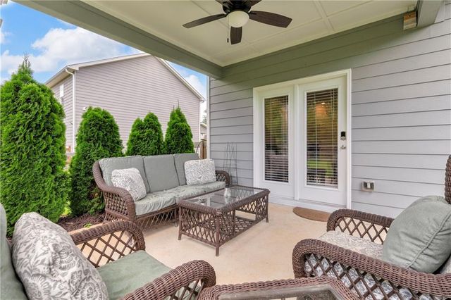 90 Hummingbird Trail, Dallas, GA 30132