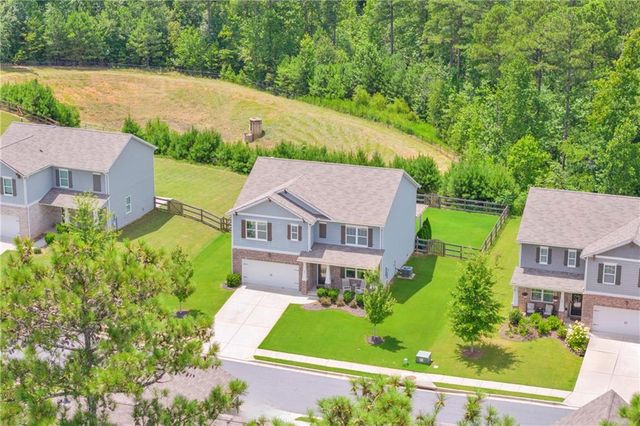 90 Hummingbird Trail, Dallas, GA 30132