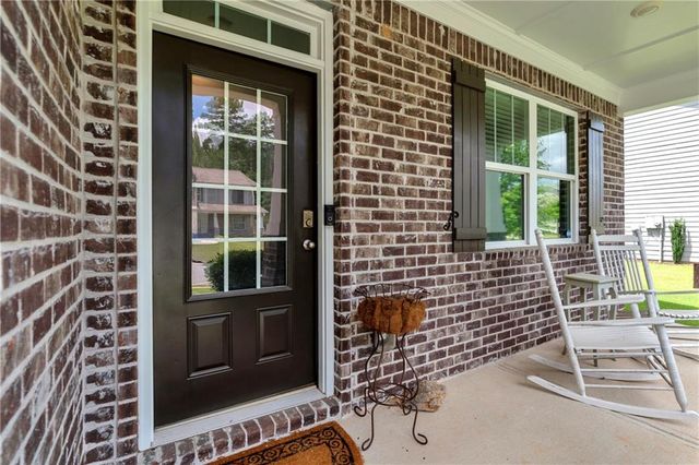 90 Hummingbird Trail, Dallas, GA 30132