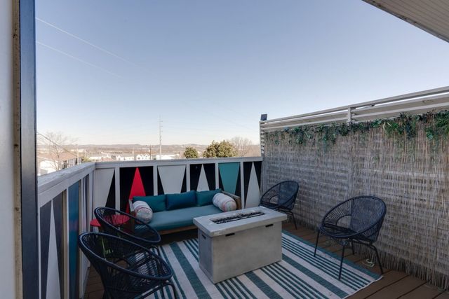 4405 Kentucky Ave Apt 402, Nashville, TN 37209