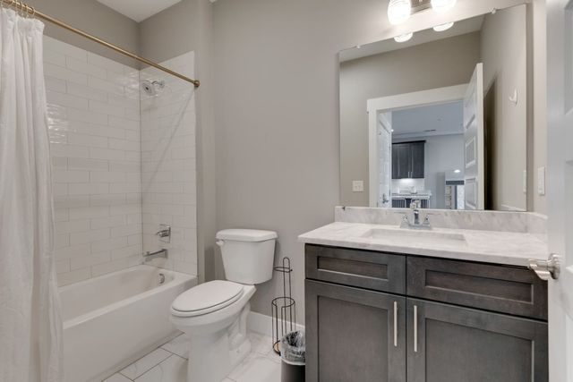 4405 Kentucky Ave Apt 402, Nashville, TN 37209