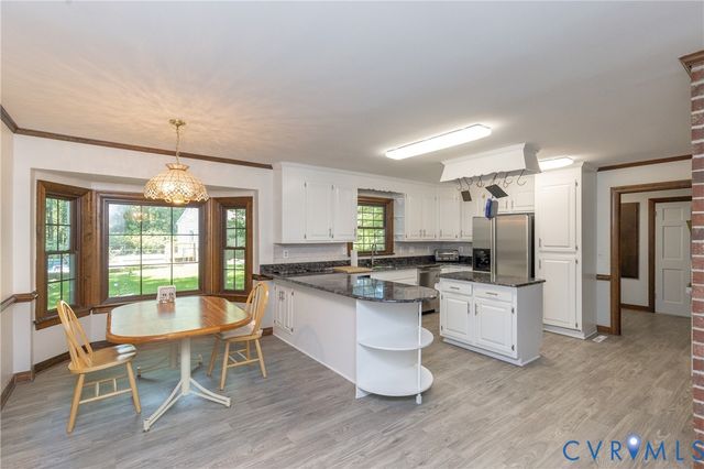 14500 Happy Hill, Chester, VA 23831