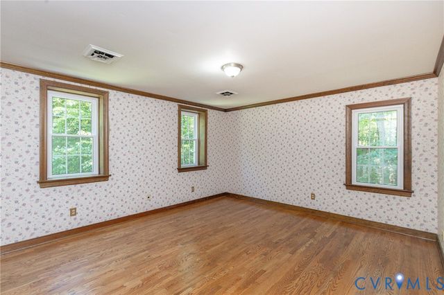 14500 Happy Hill, Chester, VA 23831