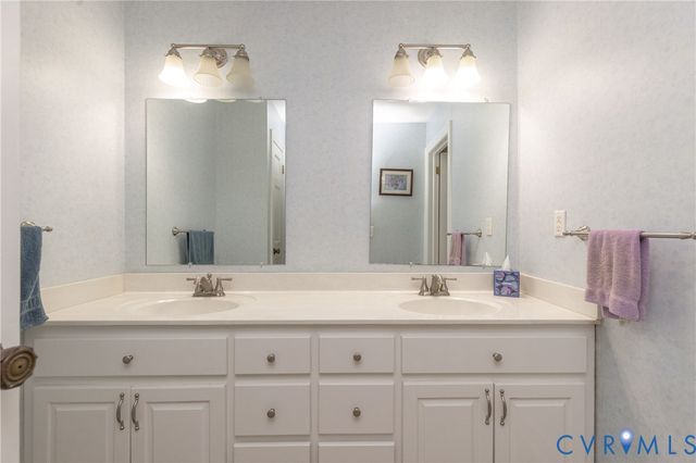14500 Happy Hill, Chester, VA 23831