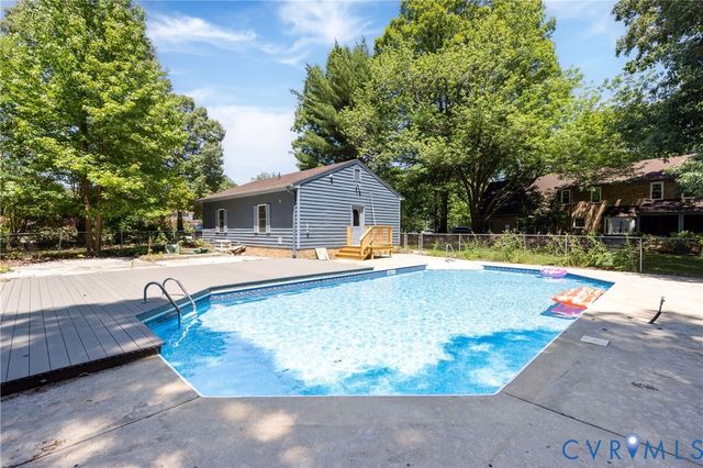 14500 Happy Hill, Chester, VA 23831