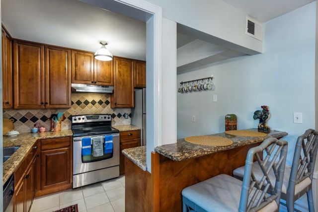 14 Cantey Place, Atlanta, GA 30327