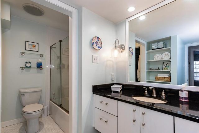 14 Cantey Place, Atlanta, GA 30327