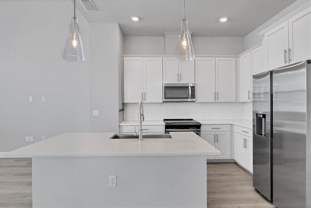 2340 LINDSTROM STREET, Sarasota, FL 34237