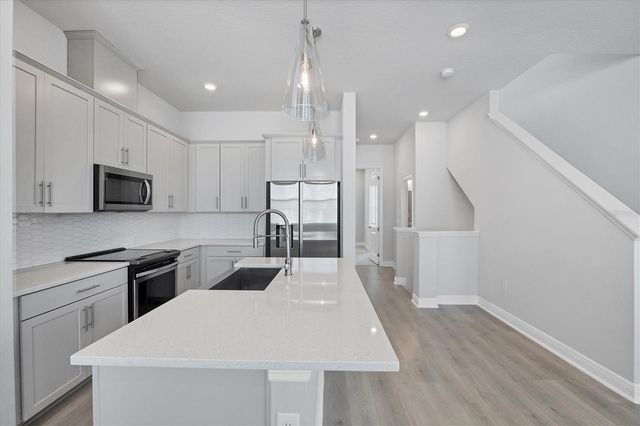 2340 LINDSTROM STREET, Sarasota, FL 34237