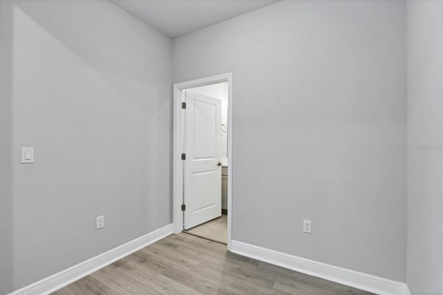 2340 LINDSTROM STREET, Sarasota, FL 34237