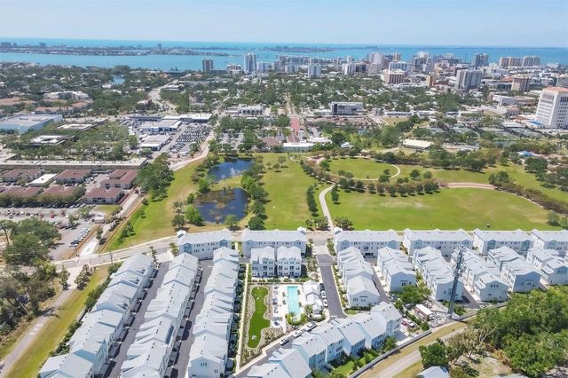 2340 LINDSTROM STREET, Sarasota, FL 34237