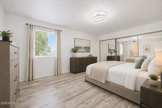 8847 N 8TH Street 101, Phoenix, AZ 85020