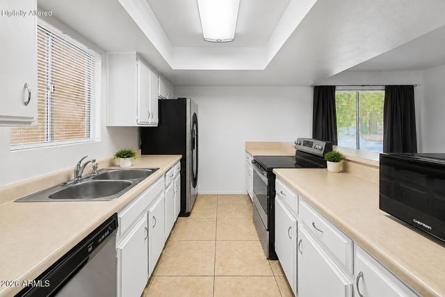 8847 N 8TH Street 101, Phoenix, AZ 85020