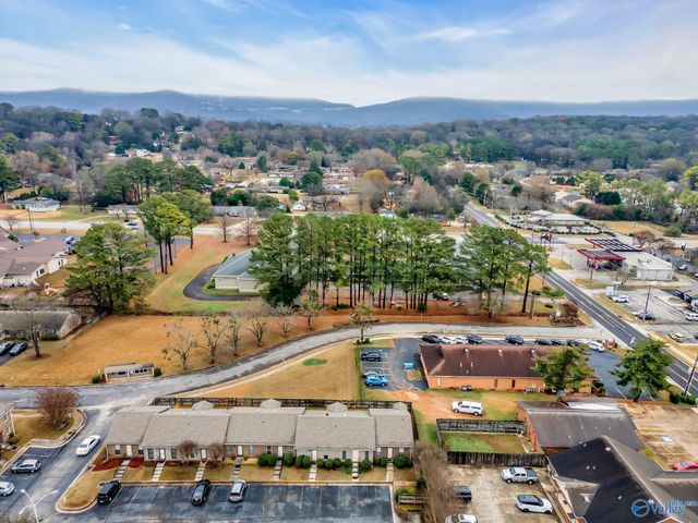 8134 Oldfield Road SW 2A, Huntsville, AL 35802