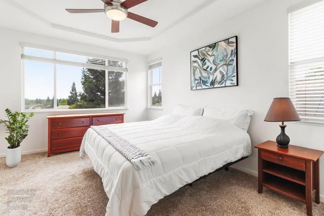 2339 Canary Dr, Rocklin, CA 95765