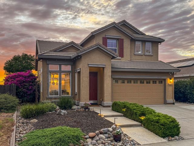 2339 Canary Dr, Rocklin, CA 95765