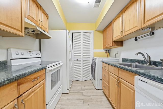 50-10 Prospect Street, Metuchen, NJ 08840