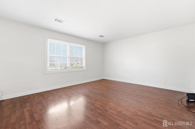 50-10 Prospect Street, Metuchen, NJ 08840