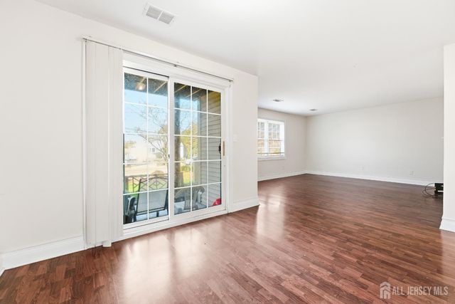 50-10 Prospect Street, Metuchen, NJ 08840
